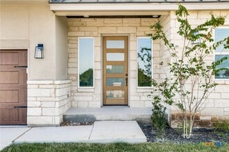 2916 Hi Mesa in Horseshoe Bay, TX - Building Photo - Building Photo