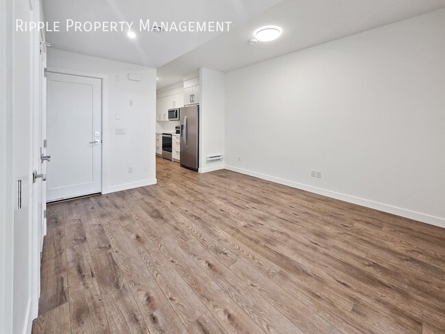 property at 9937 Huxbury Dr NE