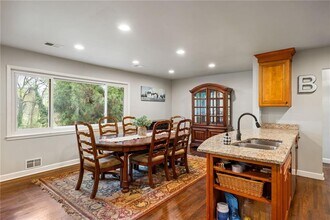 2341 Elmwood Cir SE in Atlanta, GA - Building Photo - Building Photo
