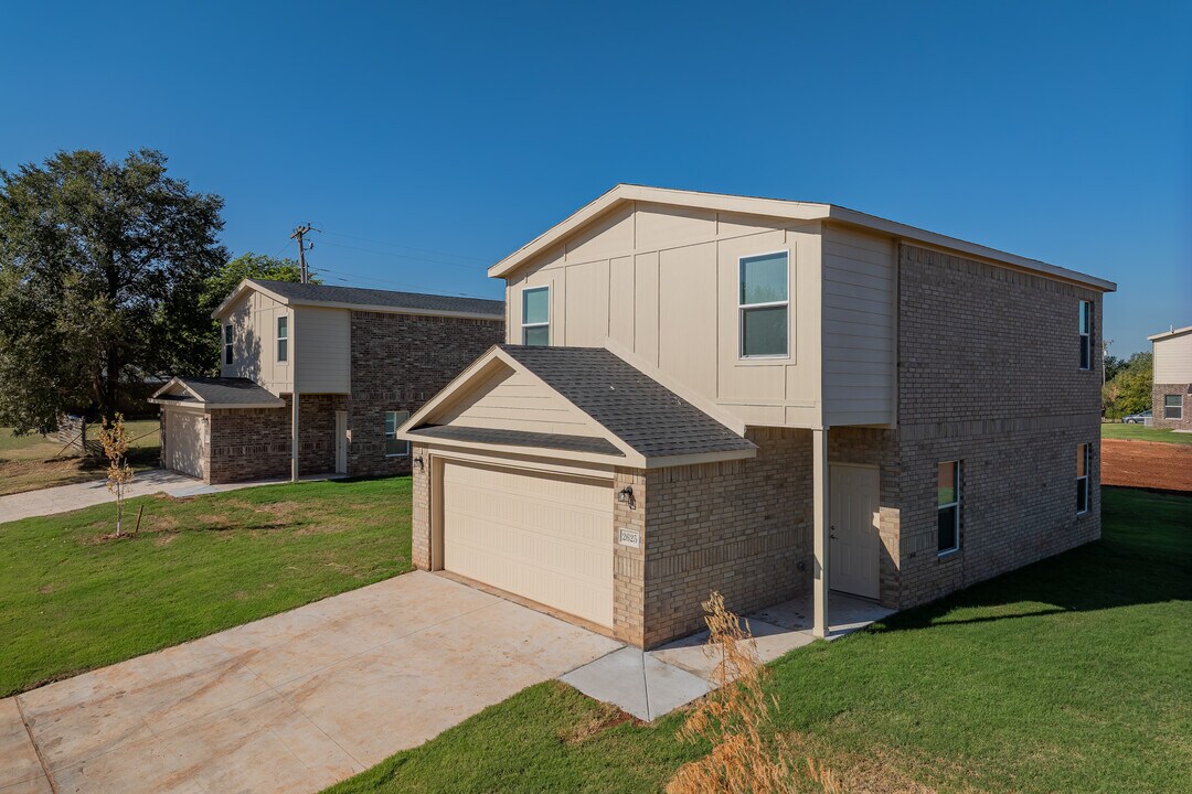 Avalon At OKC I & II in Oklahoma City, OK - Foto de edificio