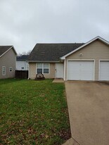 460 Chris Dr in Columbia, MO - Building Photo