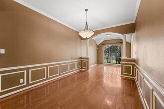 6803 Rhodes Ct in Missouri City, TX - Foto de edificio - Building Photo