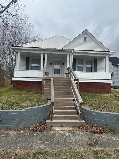 222 Ohio Ave in Etowah, TN - Building Photo