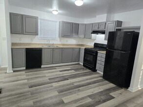 6223 E Sahara Ave in Las Vegas, NV - Building Photo - Building Photo