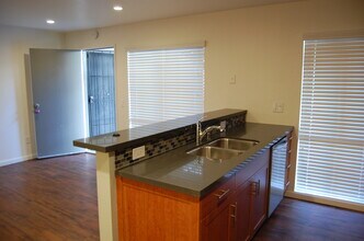Villa Marquette in San Diego, CA - Building Photo - Interior Photo