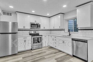 475 S 800 W in Provo, UT - Building Photo