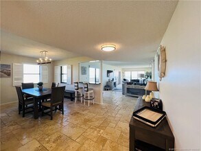 10044 S Ocean Dr in Jensen Beach, FL - Building Photo - Building Photo