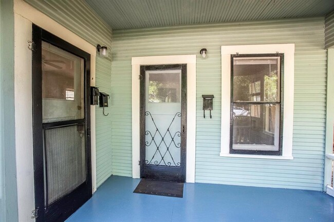 4205 Avenue B in Austin, TX - Building Photo - Building Photo