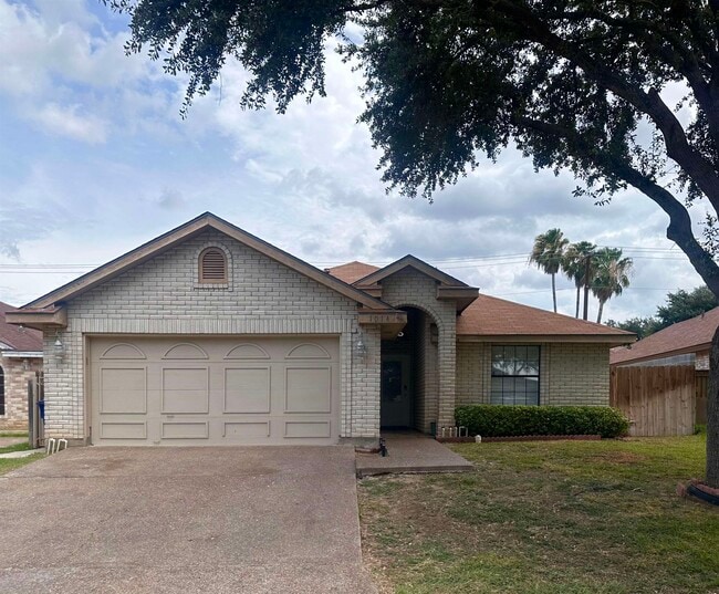 property at 1014 Sapphire St