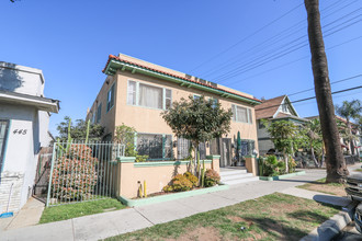 433-439 W 9th St in Long Beach, CA - Building Photo - Building Photo