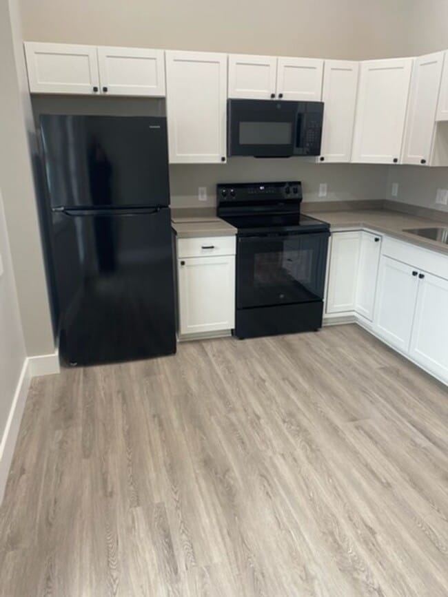 128 Grand Ave, Unit 128 Grand Ave - Unit 5 in Swanton, VT - Foto de edificio - Building Photo