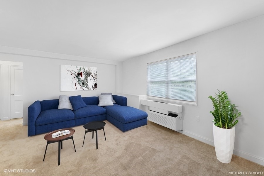 Croydon Manor Apartments in Silver Spring, MD - Building Photo
