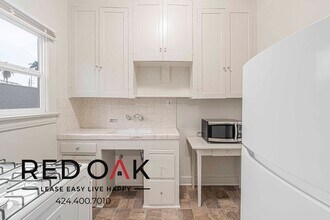 432 N Virgil Ave in Los Angeles, CA - Building Photo - Building Photo