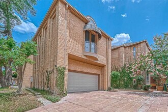 1331 Bissonnet St in Houston, TX - Building Photo - Building Photo