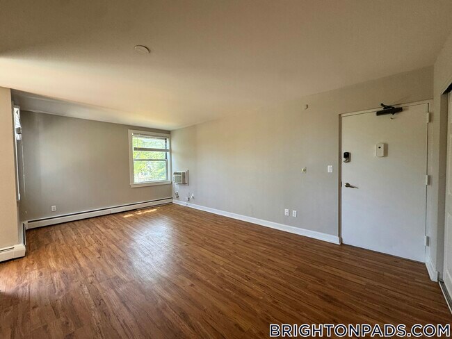 9 Bronsdon St, Unit 38-D in Boston, MA - Building Photo - Building Photo