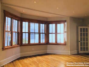 19 Creighton St, Unit 2-Second FL FT in Cambridge, MA - Building Photo - Building Photo