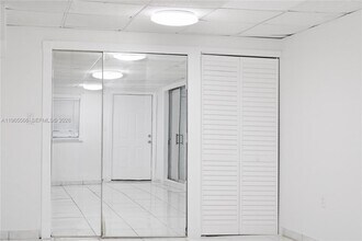 5831 Taylor St in Hollywood, FL - Foto de edificio - Building Photo