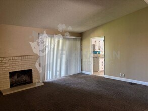 835 Columbia Ave in Merced, CA - Building Photo - Building Photo