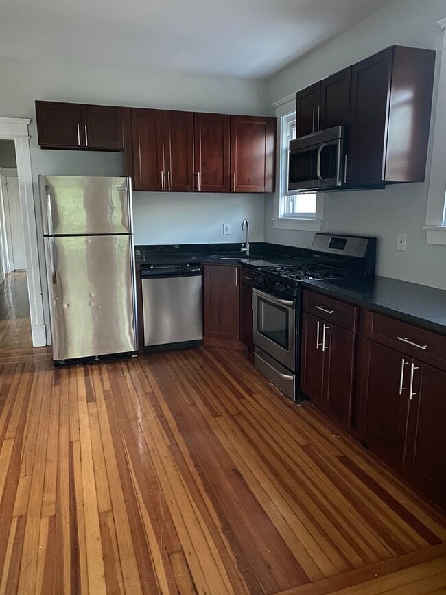 property at 1 Kent St