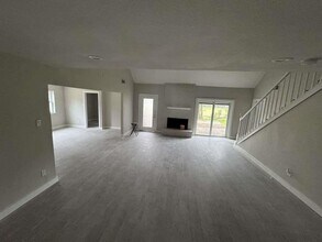 529 Brandon Rd in Conroe, TX - Building Photo - Building Photo