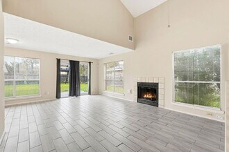 16623 Red Gully Dr in Sugar Land, TX - Building Photo - Building Photo