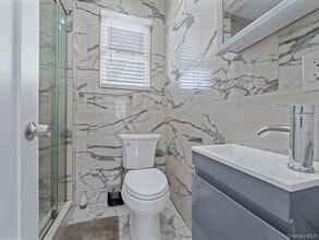 21 James L L Burrell Ave in Hempstead, NY - Building Photo - Building Photo