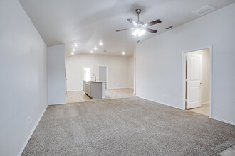 2117 140th St in Lubbock, TX - Building Photo - Building Photo