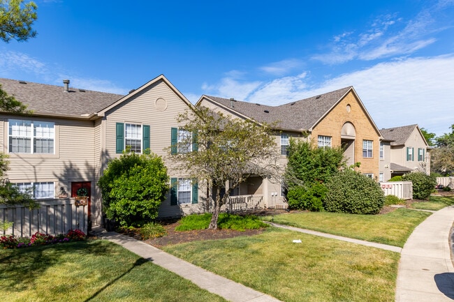 Sawmill Ridge in Dublin, OH - Foto de edificio - Building Photo