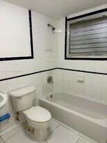 2282 SW 15th St in Miami, FL - Building Photo