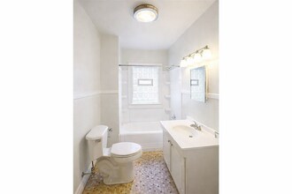 4716 Guilford Ave in Indianapolis, IN - Building Photo - Building Photo