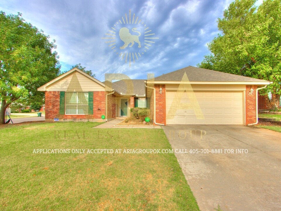 3500 Shona Way in Norman, OK - Building Photo