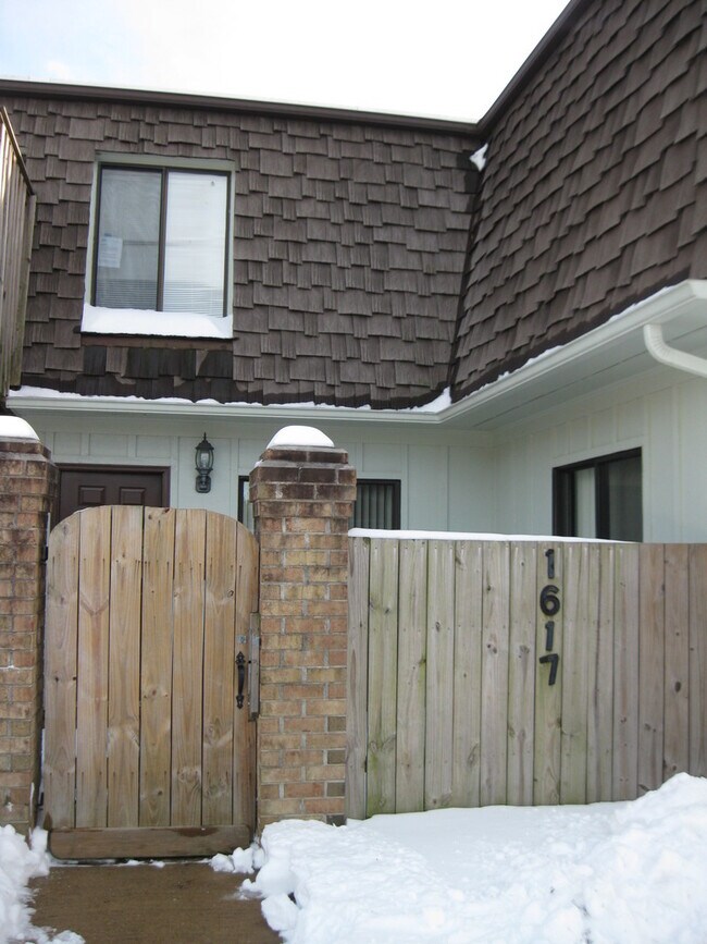 property at 1617 Ocean Bay Dr