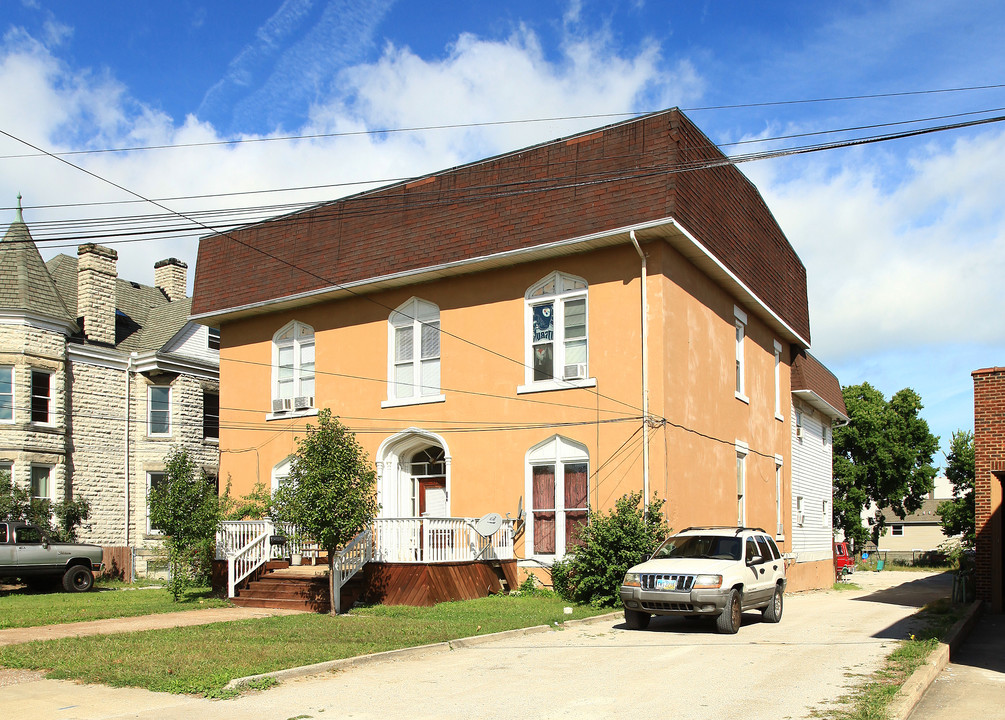 803 W Washington St in Sandusky, OH - Building Photo