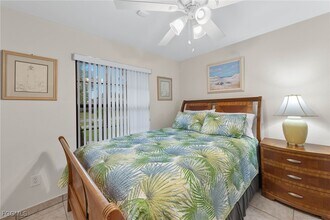 1327 SE 17th St in Cape Coral, FL - Building Photo - Building Photo