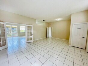 2645 SE 5th Ct in Homestead, FL - Building Photo - Building Photo