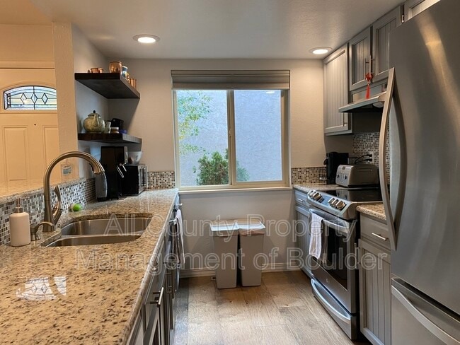 property at 2982 Shady Hollow W