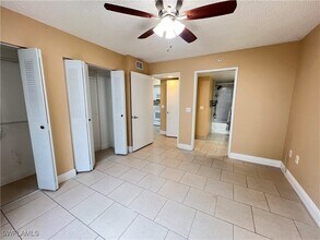 1150 Wildwood Lakes Blvd, Unit 8-108 in Naples, FL - Building Photo - Building Photo