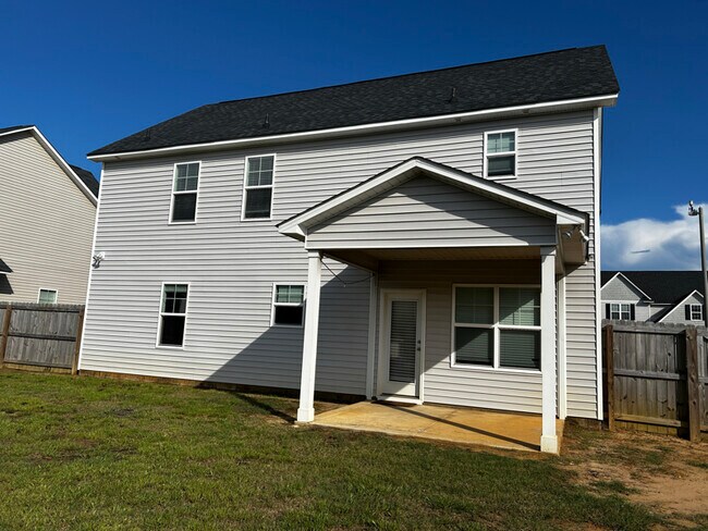 512 Loom Dr in Fayetteville, NC - Building Photo - Building Photo