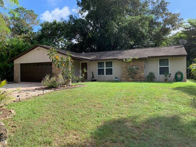 4980 Coral Wood Dr in Naples, FL - Building Photo