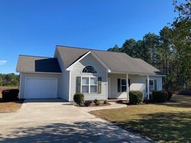 1034 Scotland Rd in Dublin, GA - Building Photo