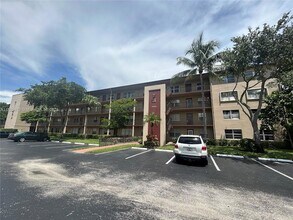 13355 SW 9th Ct, Unit 115H in Pembroke Pines, FL - Building Photo - Building Photo