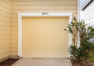 20831 Bonham Park Ln in Humble, TX - Foto de edificio - Building Photo