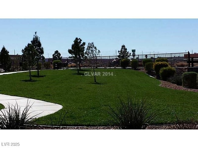 property at 680 Sumatra Pl