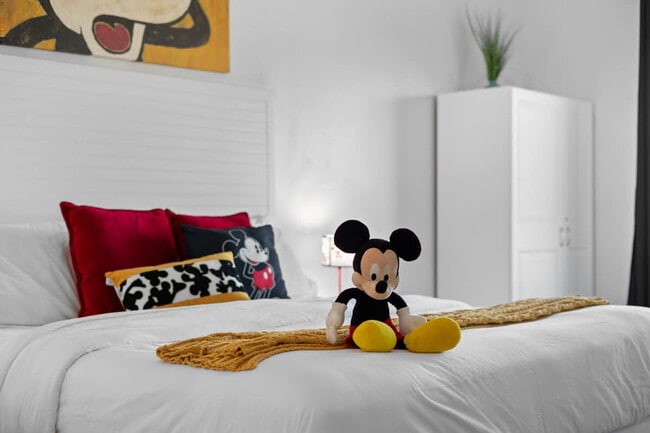 property at 8303 Palm Pkwy