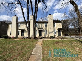 9006 Mahogany Row SE in Huntsville, AL - Building Photo