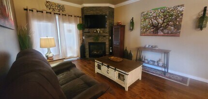 6305 Locarno Dr in Whitefish, MT - Building Photo - Building Photo