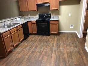 117 Arrowhead Dr in Greenville, TX - Building Photo - Building Photo