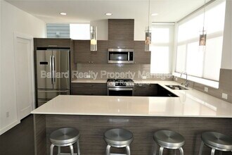141 22nd Ave E in Seattle, WA - Building Photo - Building Photo