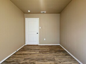 3613 E 3rd Pl in Lubbock, TX - Building Photo - Building Photo