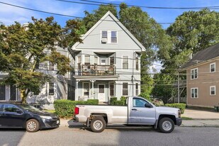 147 Murdock St, Unit 1 in Boston, MA - Building Photo